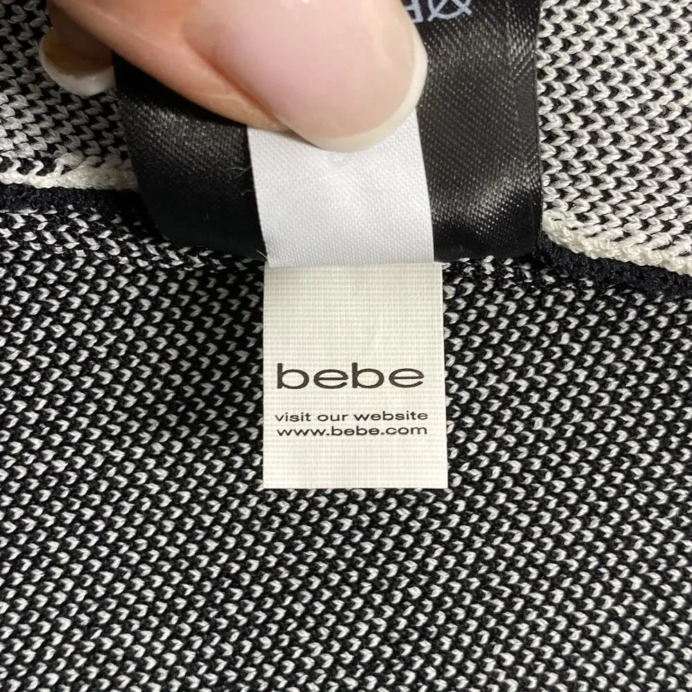 bebe Black White Colorblock Long Sleeve Crop Top Small